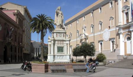 Piazza Eleonora