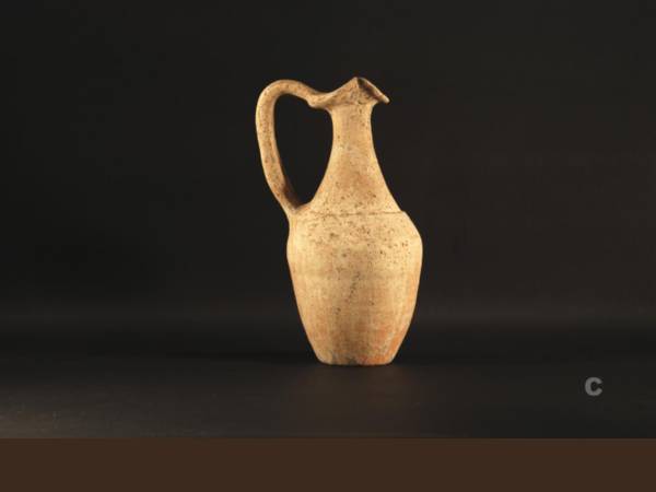 Ceramica funeraria fenicia. Brocca bilobata  Necropoli settentrionale di Tharros. Circa 620- 550 a.C.