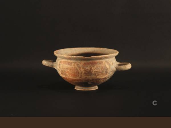 Kylikes (coppe per bere il vino) etrusco-corinzie (produzione etrusca su modelli corinzi 580- 540 a.C. Tharros. Necropoli settentrionale.